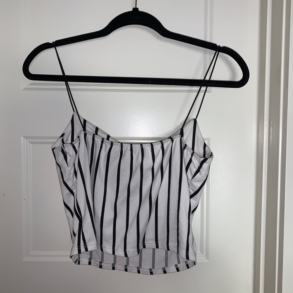 Cropped Tanktop - Picture 3 of 4